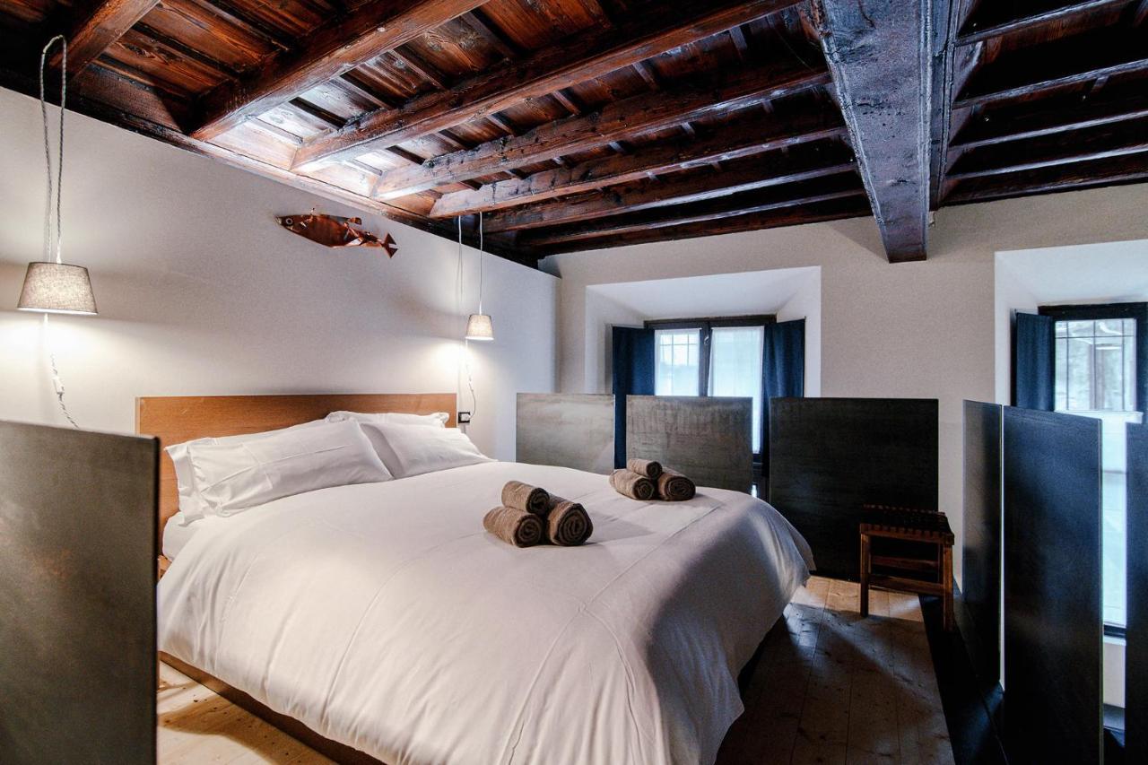 Palazzo Del Pero - The House Of Travelers Apartment โกโม ภายนอก รูปภาพ