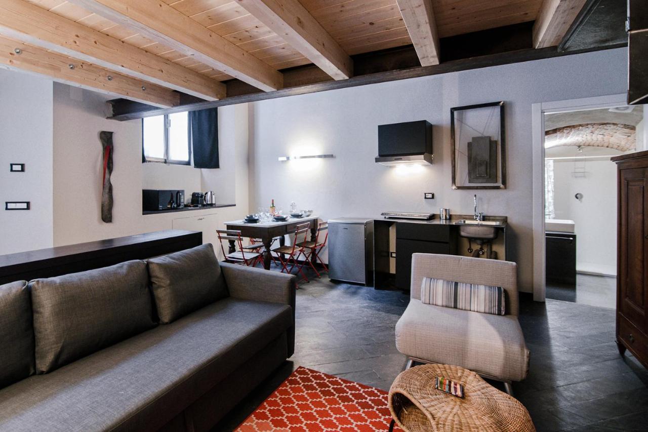 Palazzo Del Pero - The House Of Travelers Apartment โกโม ภายนอก รูปภาพ
