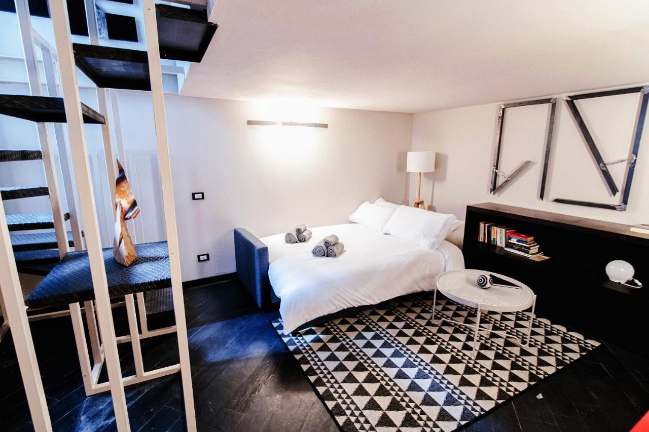 Palazzo Del Pero - The House Of Travelers Apartment โกโม ภายนอก รูปภาพ