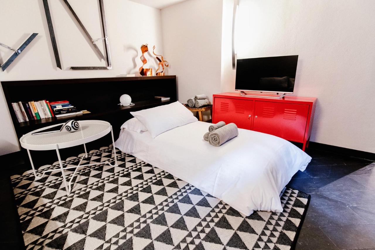 Palazzo Del Pero - The House Of Travelers Apartment โกโม ภายนอก รูปภาพ