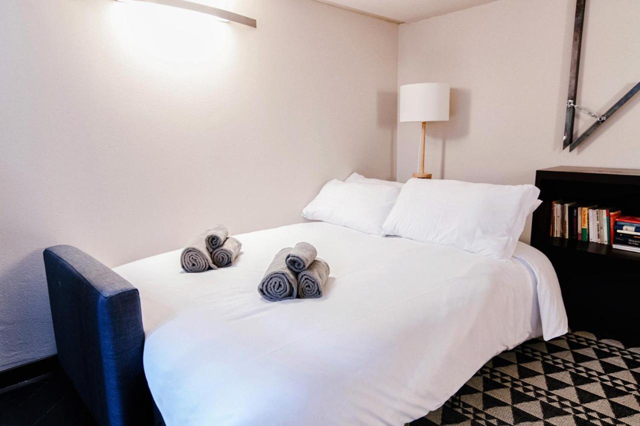 Palazzo Del Pero - The House Of Travelers Apartment โกโม ภายนอก รูปภาพ