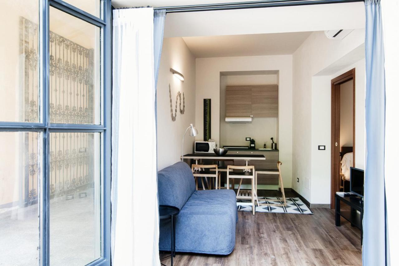 Palazzo Del Pero - The House Of Travelers Apartment โกโม ภายนอก รูปภาพ