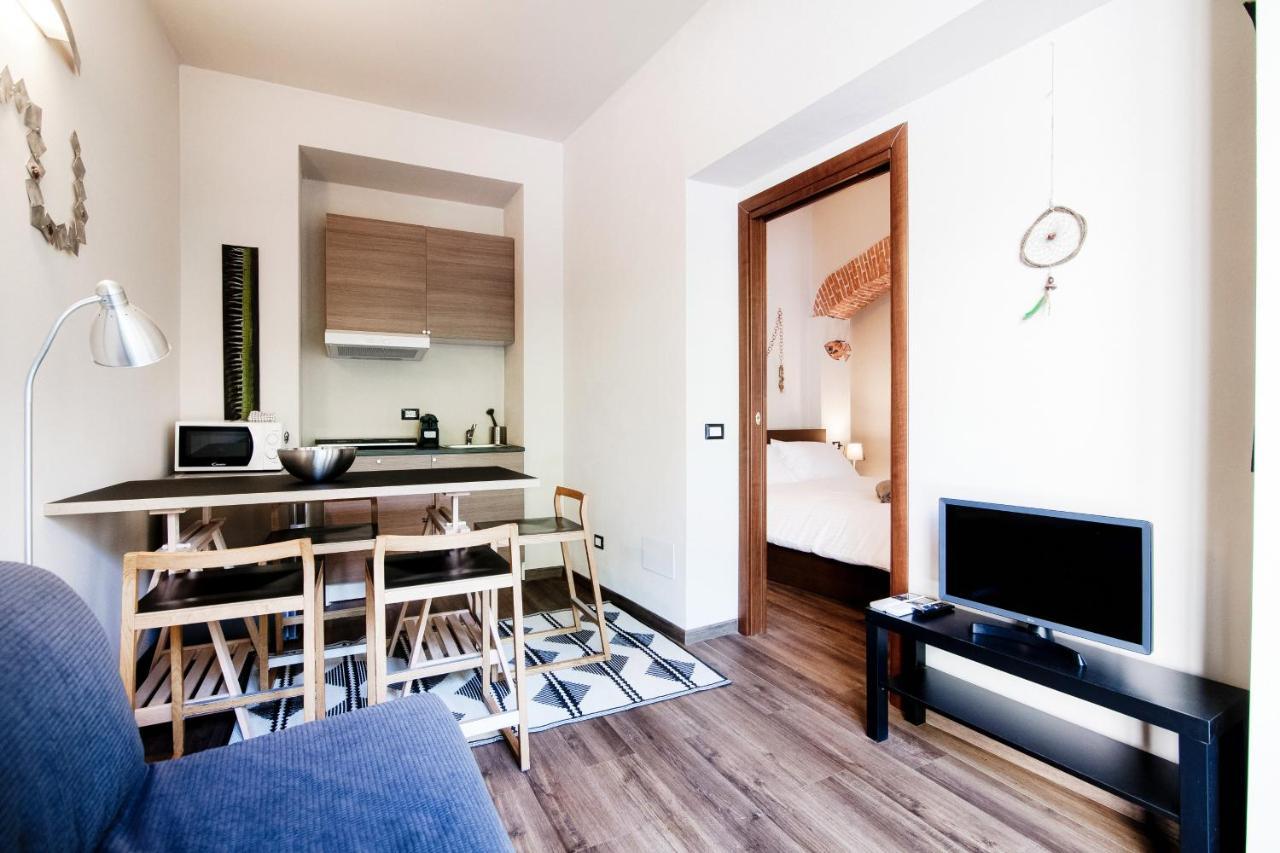 Palazzo Del Pero - The House Of Travelers Apartment โกโม ภายนอก รูปภาพ